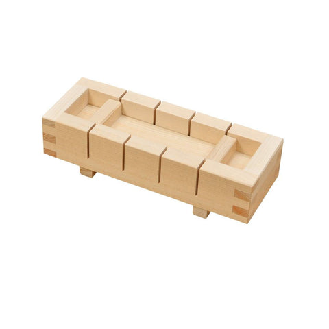 Sushi presser i ceder træ fremstillet i Japan