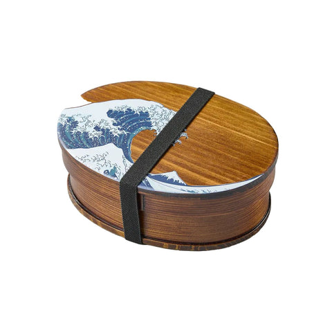 Lakeret bento box i cedertræ med Hokusai-motiv