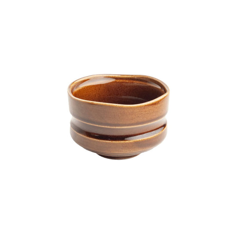 Brun matcha skål