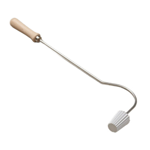 Krustadejern med træhåndtag – fremstillet i Danmark