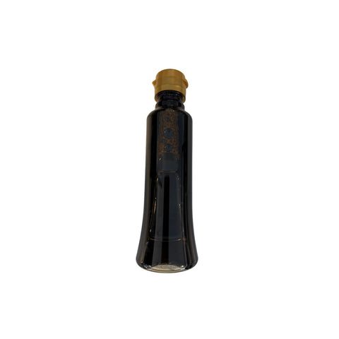 Japansk sojasauce med trøffelsmag 200 ml i original japansk glasflaske – autentisk premium sojasauce med fyldig umami, elegant trøffelaroma og perfekt til gourmetretter, kød, pasta og risotto.
