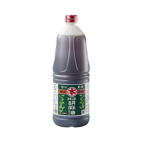 Ristet sesamolie fra Japan 1.650 ml i original japansk PET-flaske – frontvisning af autentisk japansk premium sesamolie med fyldig nøddeagtig aroma, intens umami og høj kvalitet til wokretter, marinader og autentisk japansk madlavning.