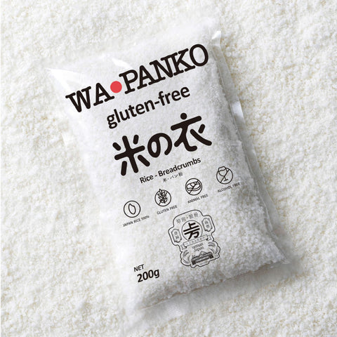 Glutenfri panko lavet af japansk uruchi-ris 200 g i original japansk emballage – den første glutenfri japanske panko med en let, luftig struktur, som giver en ekstra sprød panering med mindre olieoptagelse. Perfekt til tonkatsu, fisk, skaldyr, grøntsager og andre sprøde japanske retter.