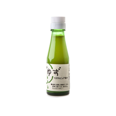Japansk yuzujuice 100 ml i elegant glasflaske – premium citrusjuice med frisk yuzuaroma.