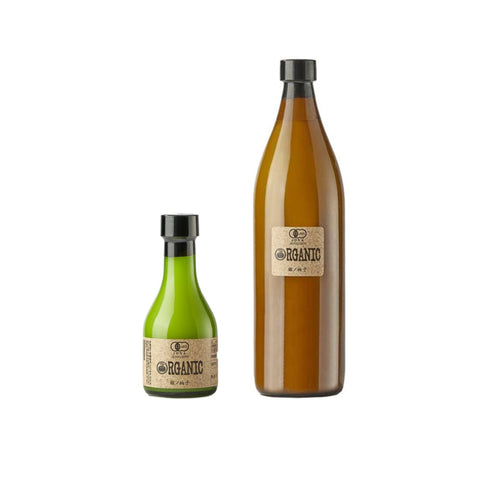 Økologisk japansk yuzu juice i 180 ml og 900 ml glasflasker – to størrelser i original japansk emballage.