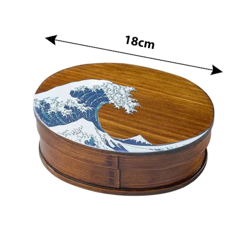 Lakeret bento box i cedertræ med Hokusai-motiv