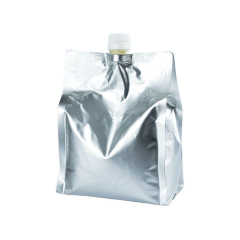 Frisk yuzu juice fra Kochi 2 liter i original japansk emballage – 100 % ren yuzu juice med intens citrusaroma og premium kvalitet.