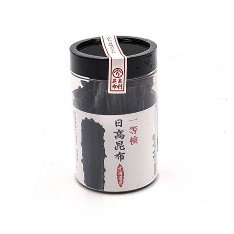 Hidaka kombu tang 30 g i original japansk emballage – autentisk kombu fra Hokkaido i Japan med bløde fibre, naturlig umami og høj kvalitet. Perfekt til dashi, supper, simreretter, fond og traditionel japansk madlavning.