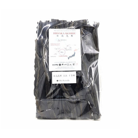 Vild Hidaka kombu tang – premium kvalitet 500 g i original japansk emballage – autentisk japansk kombu fra Hokkaido med bløde fibre, naturlig umami og høj kvalitet. Perfekt til dashi, supper, simreretter og autentisk japansk madlavning.